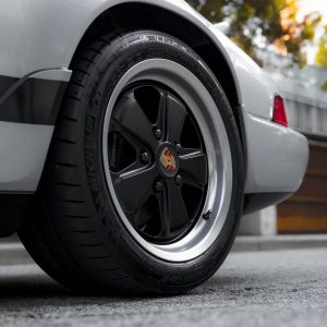 Fuchs Wheels 17x9 inch Black for Porsche 964 Carrera Silver Metallic